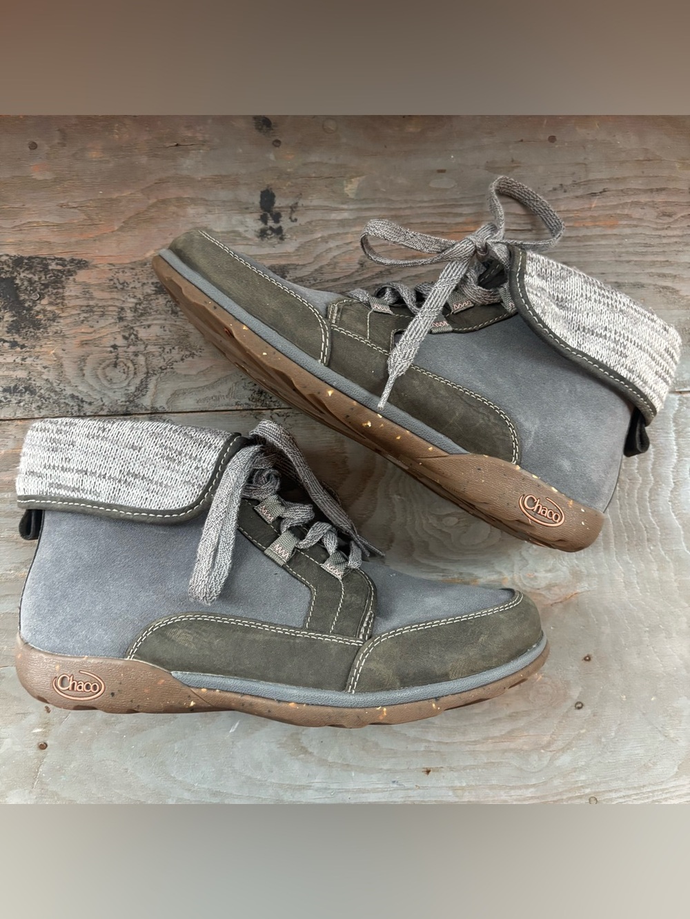 NWOT Chaco Barbary waterproof boots | size 9.5